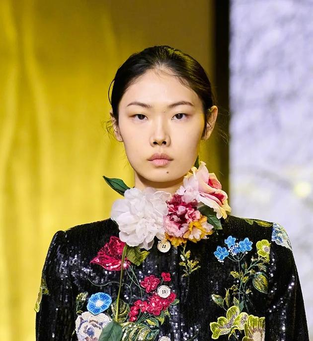 Elie Saab 2023秋冬 妆容