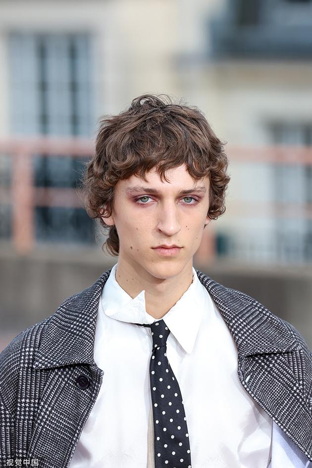 2023春夏巴黎男装周:Dries Van Noten品牌秀场