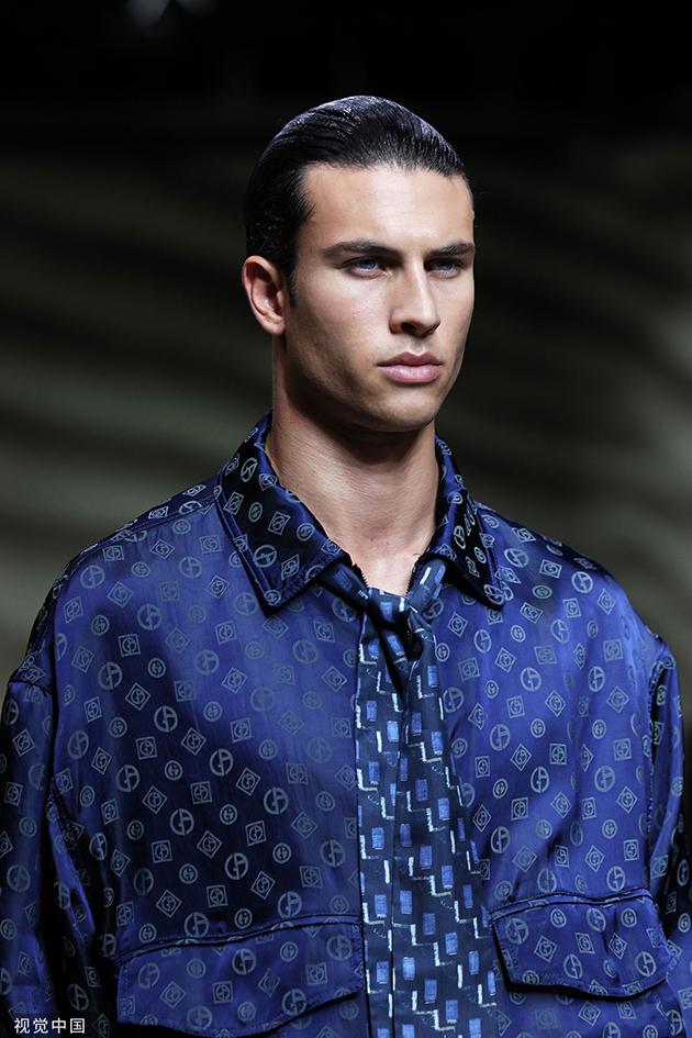 2023春夏米兰男装周:Giorgio Armani 品牌秀场