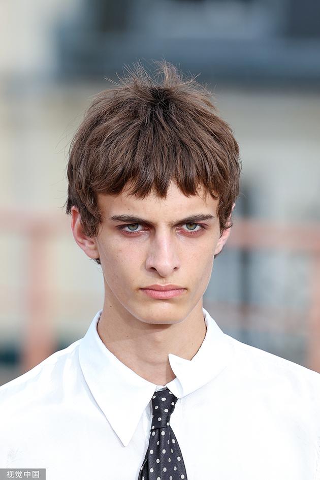 2023春夏巴黎男装周:Dries Van Noten品牌秀场