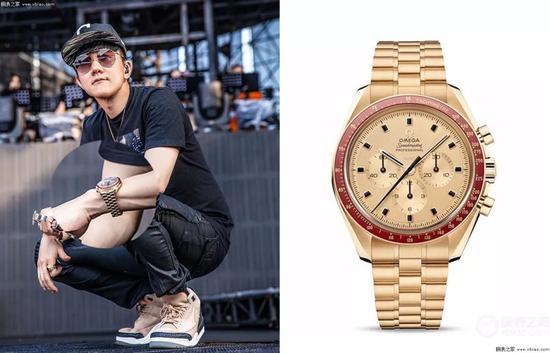 林俊杰佩戴欧米茄超霸系列310.60.42.50.99.001腕表（“阿波罗11号”登月50周年）  