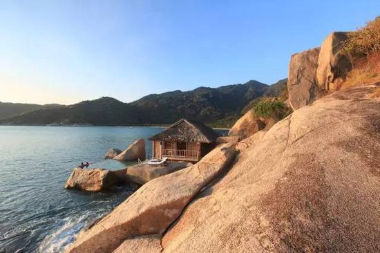 ▲ 面朝大海，背靠山岩的山岩泳池别墅（Rock Pool Villa ）