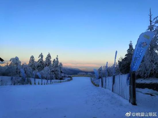 图源：@峨眉山景区