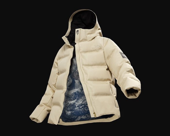 The North Face在日本发布的MOON PARKA