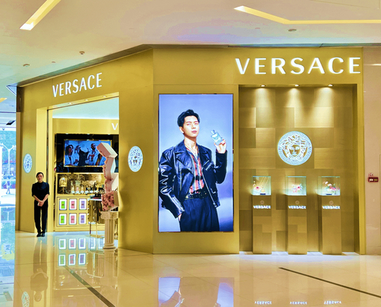 范思哲versace全国首家高定香氛独立形象店-佛山岭南站