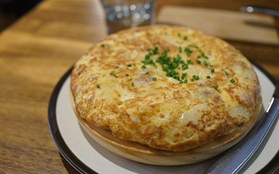 　　La Tasquería的羊脑土豆蛋饼