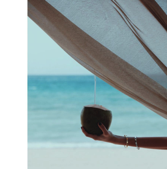 博主中的“一股清流”她的搭配不费力就高级时髦