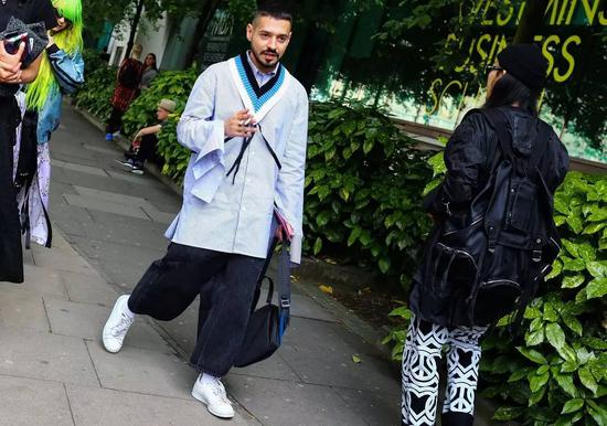 最适合两件叠穿的季节 现在不晒你的衣橱更待何时