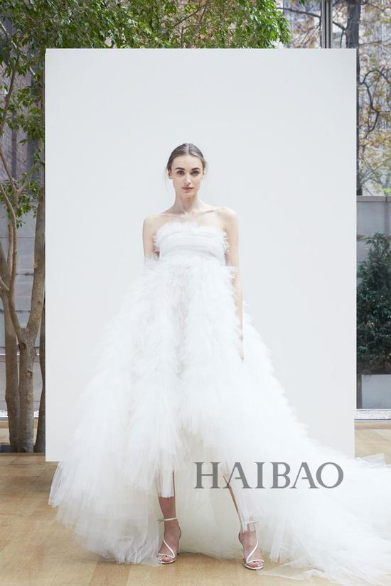 奥斯卡·德拉伦塔（Oscar&nbsp;de&nbsp;la&nbsp;Renta）2018春夏婚纱&nbsp;