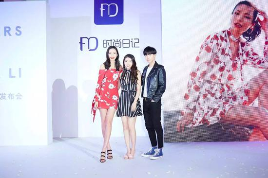 （自左向右：时尚主播Linda、MFD时尚日记CEO董伶、时尚创意人韩火火）