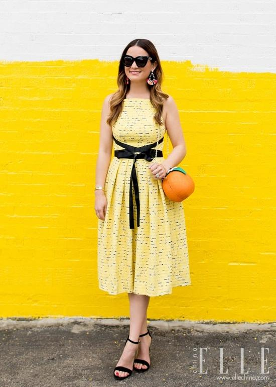 不够瘦的女生真的能靠穿裙子遮肉？她做到了