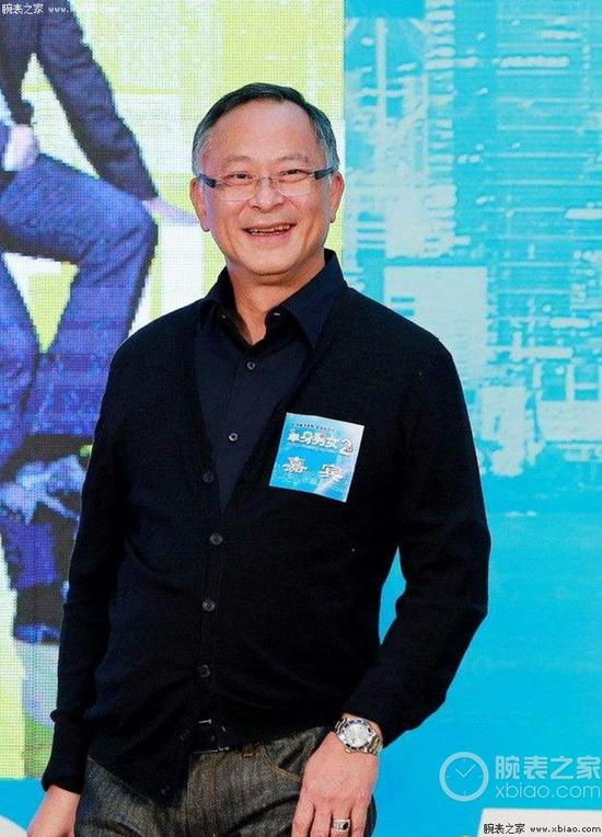 杜琪峰戴劳力士间金腕表