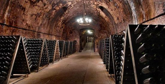 Franciacorta的底下酒窖，图片：franciacorta.net