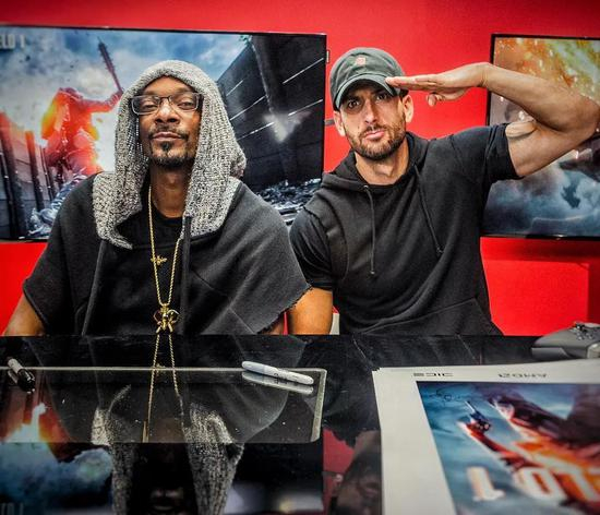 ▲Jesse Wellens与Snoop Dogg的合照