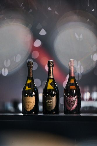　　（从左到右） 唐培里侬2013年份香槟 唐培里侬2004年份香槟 PLÉNITUDE 2 唐培里侬2008年份粉红香槟