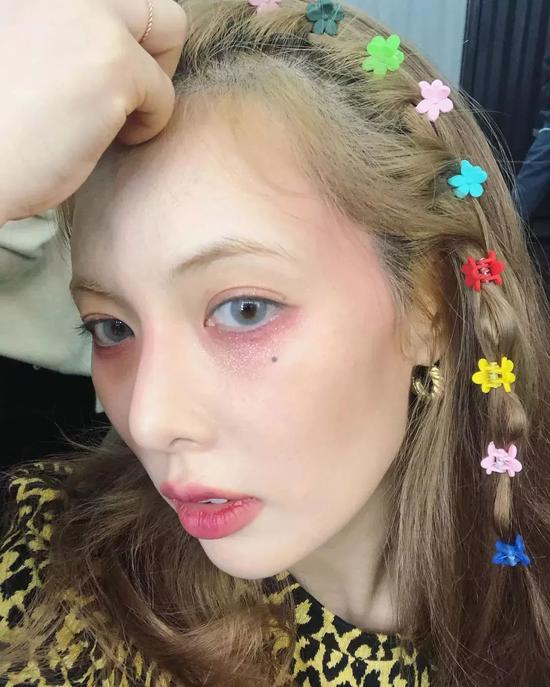 (图源ins@hyunah-aa)