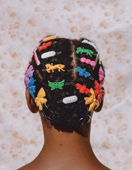  Micaiah Carter， Adeline in Barrettes， 2018