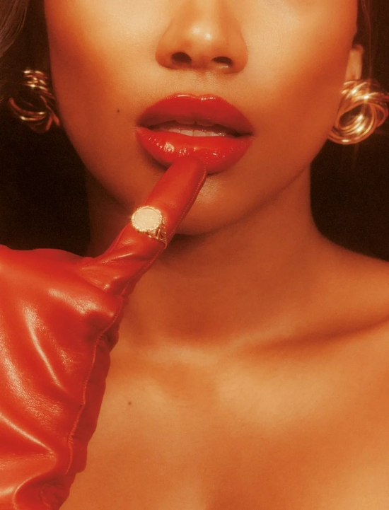 Adrienne Raquel’s “Gold Finger，”&nbsp;New York， 2019&nbsp;