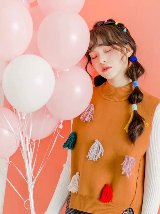 图源：微博@金莎/小红书@球球你了-