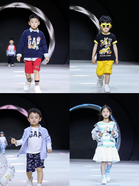 Gap 2023 迪士尼、小猪佩奇、汪汪队、小马宝莉、变形金刚合作新品
