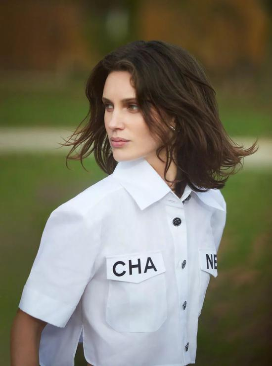 法国女演员Marine Vacth