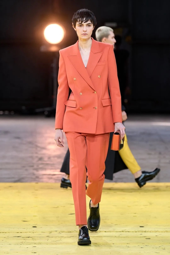  Gabriela&nbsp;Hearst&nbsp;Fall 2022 Ready-to-Wear