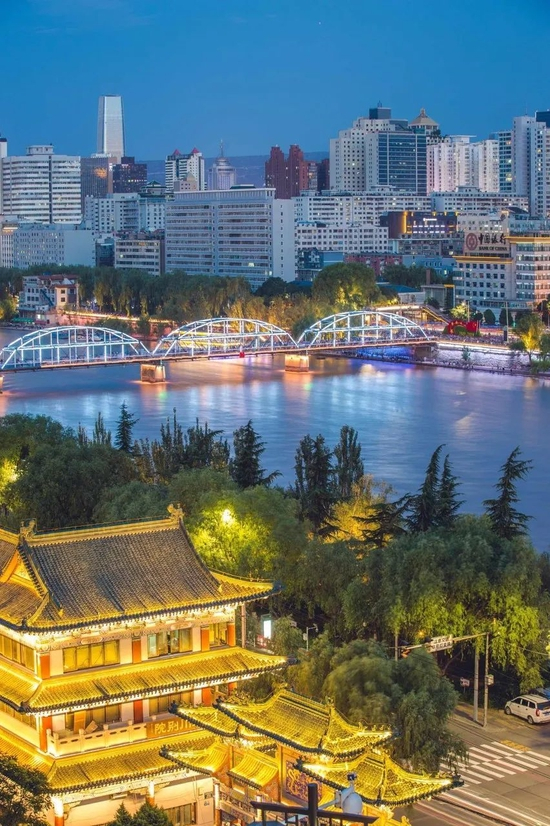 @图虫严肃