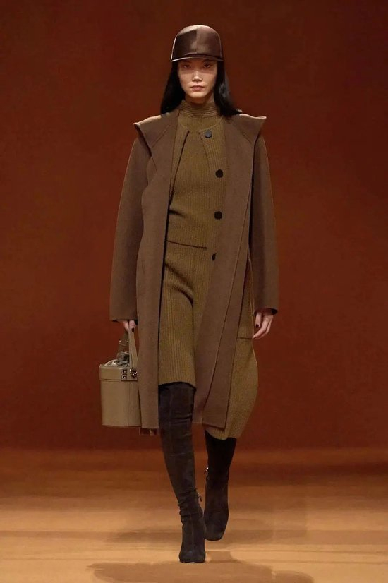 焦糖美拉德穿搭走红该如何驾驭棕色氛围感