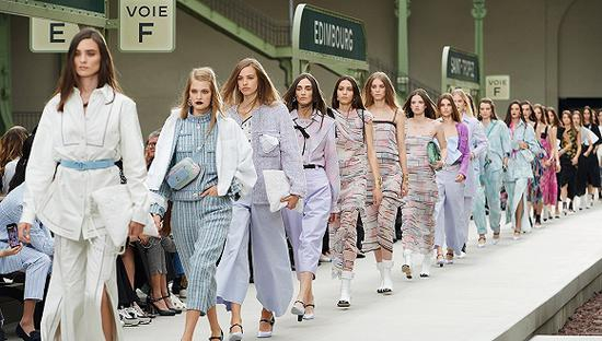 CHANEL 2020度假系列 图片来源：Westmount Fashionista