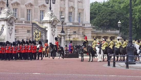 伊丽莎白女王皇家警卫队