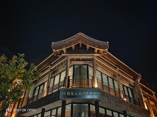 R17 Pro：ISO-1232&nbsp; 1/7s&nbsp; f/1.5