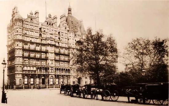 20世纪初期的Hotel Russell