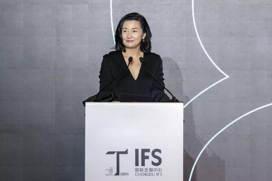 九龙仓中国置业有限公司总经理（营运）侯迅女士