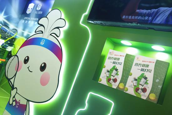 　　（如新华茂大师赛精英礼盒将营养健康一网打尽）