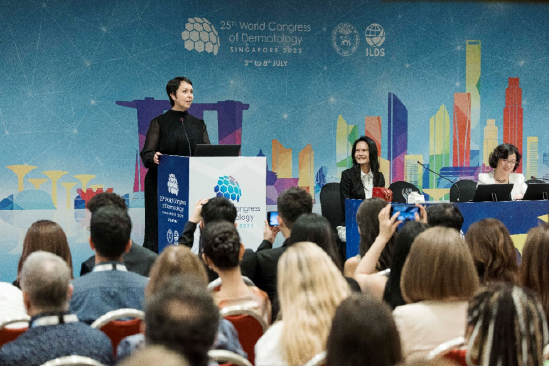雅诗兰黛色提因与长寿科学研讨会现场