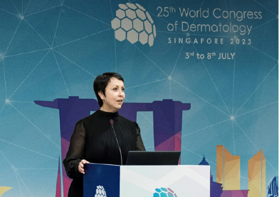 Dr。 Nadine Pernodet，雅诗兰黛品牌生物科学全球研发高级副总裁