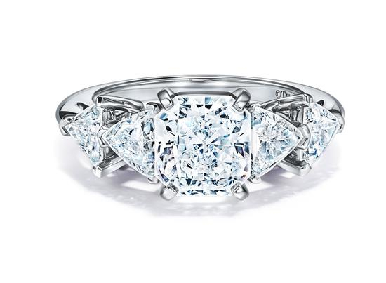 Tiffany & Co. 蒂芙尼 铂金镶嵌钻石戒指