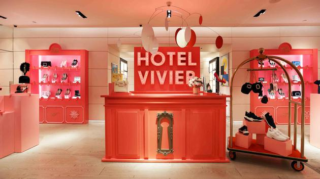 RogerVivier&nbsp;SS19&nbsp;媒体预览现场 
