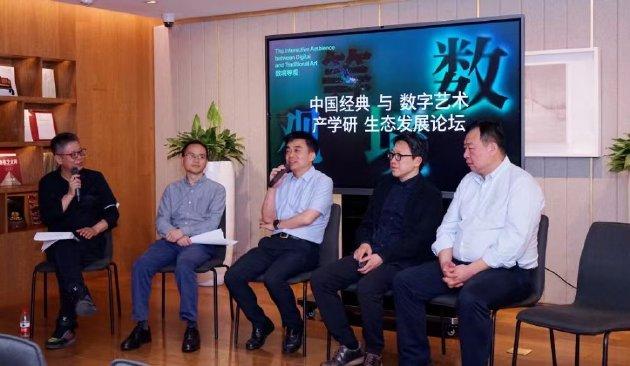 从左至右:方明、凌明、刘震、靳军、董强