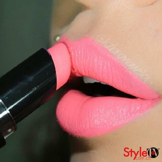 唇部太滋润或太干