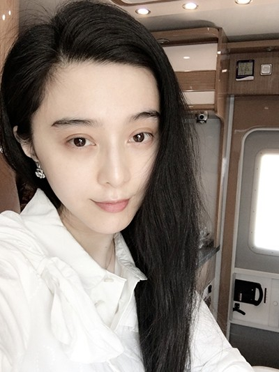 一张素颜照居然能破60万点赞