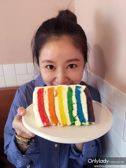 彩虹蛋糕、汉堡包，都是美味又高热量的主！