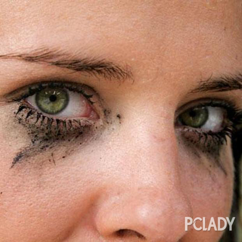 画眼线还在各种晕？