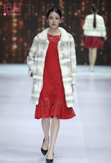 “拾髦”皮草电商平台发布会现场