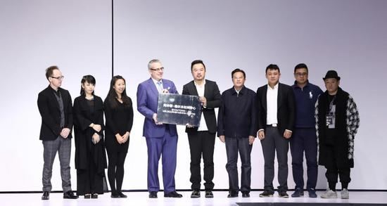 “尚坤塬-墨尔本时尚中心”成立仪式