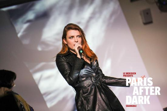 艾洛蒂·弗雷格现场精彩演绎“Paris After Dark”全球巡演上海站的创意演出