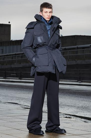 Yang Li加大码收腰长款羽绒夹克