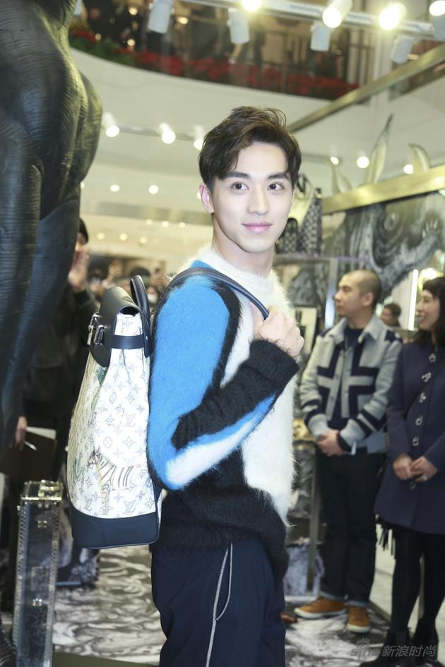 许魏洲助阵路易威登北京SKP特别限时店