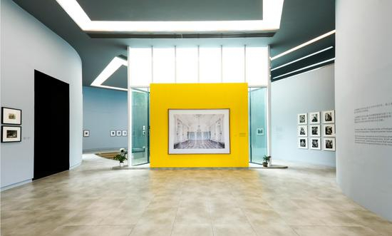 BOTTEGA VENETA宣布与上海摄影艺术中心开展合作