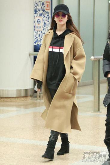 刘亦菲机场造型